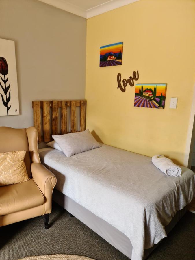 Country Route Hotel Lichtenburg Екстериор снимка