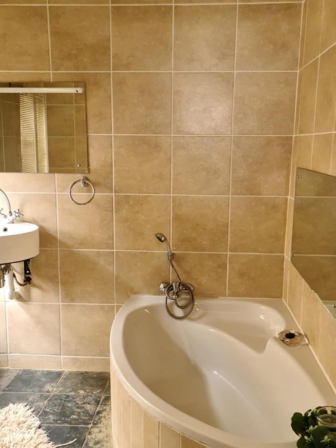Country Route Hotel Lichtenburg Екстериор снимка