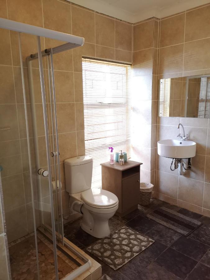 Country Route Hotel Lichtenburg Екстериор снимка